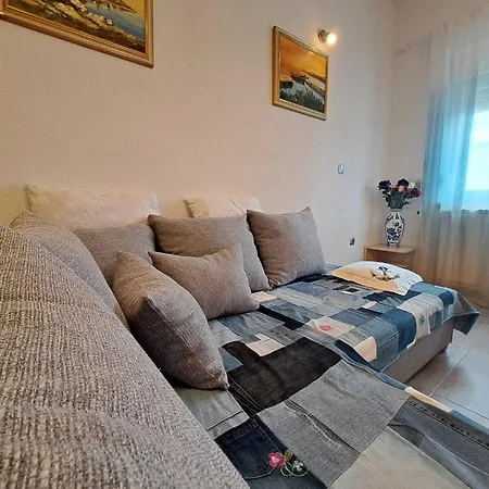 Spacious Urban Retreat With Terrace - Two Bedroom With Terrace