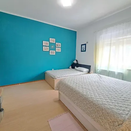 Spacious Urban Retreat With Terrace - Two Bedroom With Terrace * Dajla